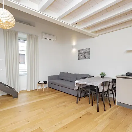 Class 38 Apartment
